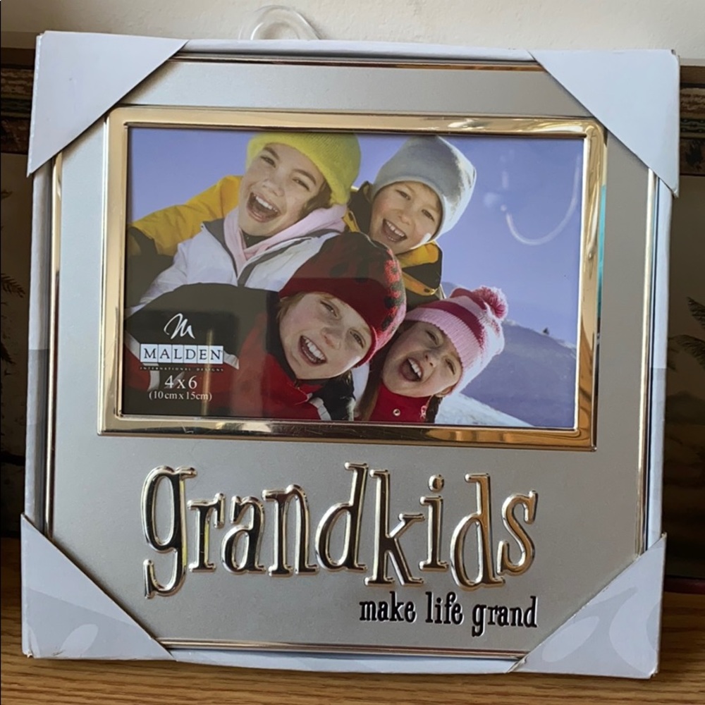 Grandkids Photo Frame NWT